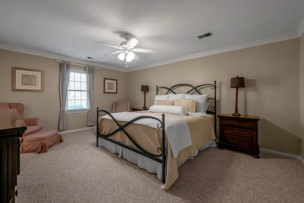 2071 Manor Drive Lexington KY 40502