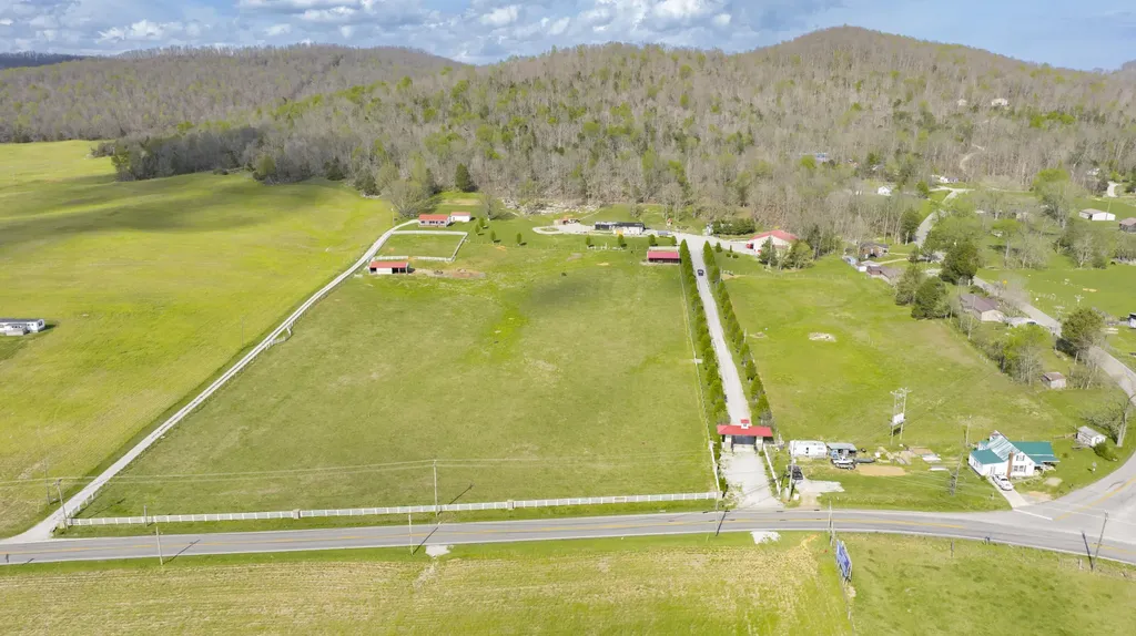 2301 Kentucky 92 Monticello KY 42633