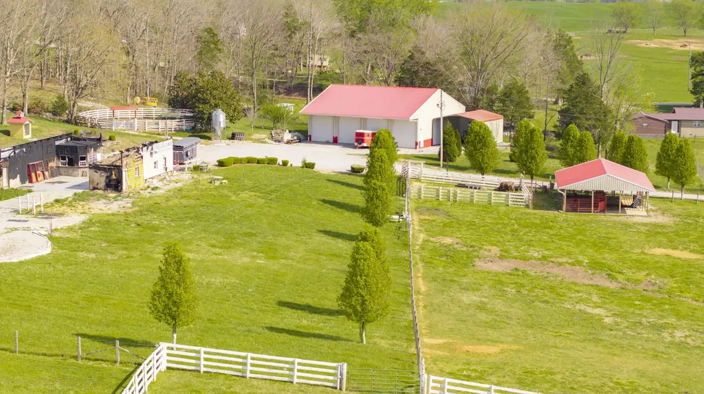 2301 Kentucky 92 Monticello KY 42633