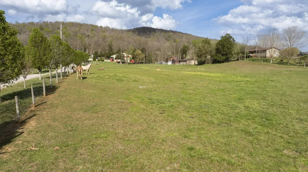 2301 Kentucky 92 Monticello KY 42633