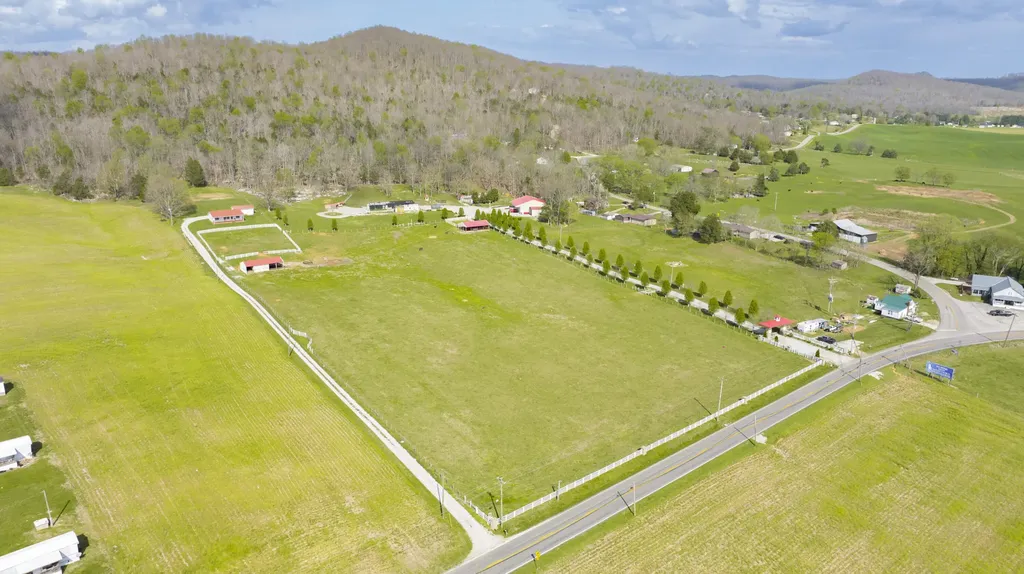 2301 Kentucky 92 Monticello KY 42633