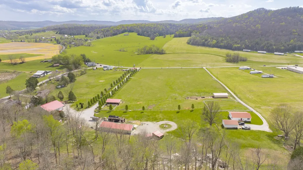 2301 Kentucky 92 Monticello KY 42633