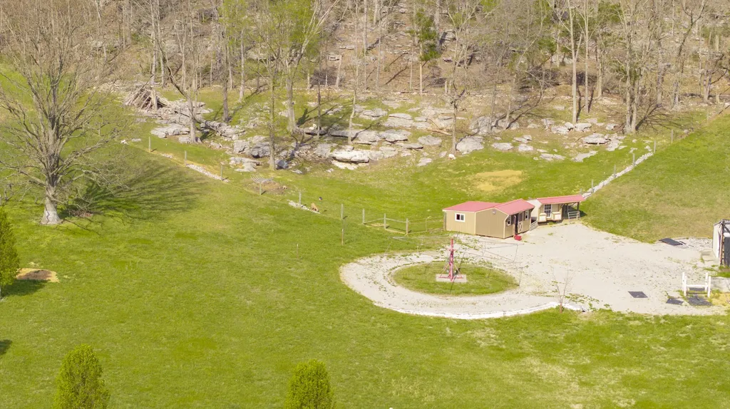 2301 Kentucky 92 Monticello KY 42633