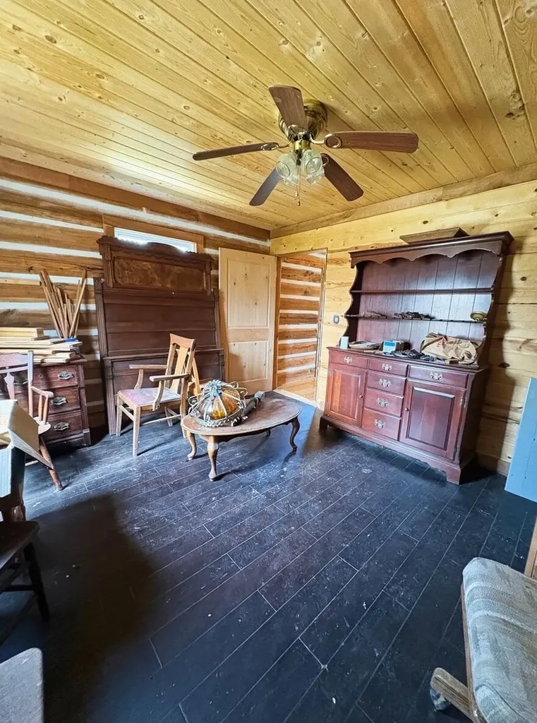 22 Burns Lane Garrison KY 41141
