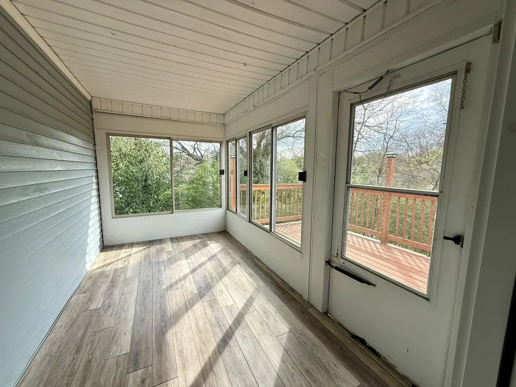 300 N 6th Street Danville KY 40422
