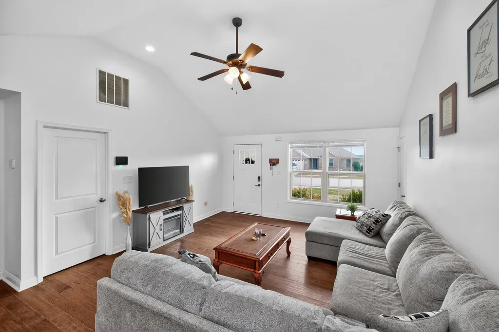 377 Southern Aster Trail Richmond KY 40475