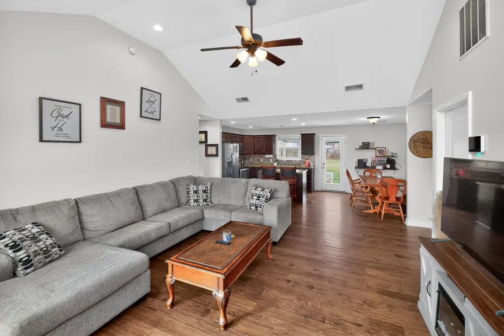 377 Southern Aster Trail Richmond KY 40475