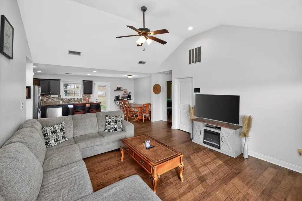377 Southern Aster Trail Richmond KY 40475