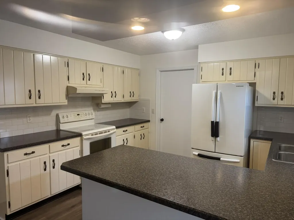 1044 Homestead Point Henderson KY 42420