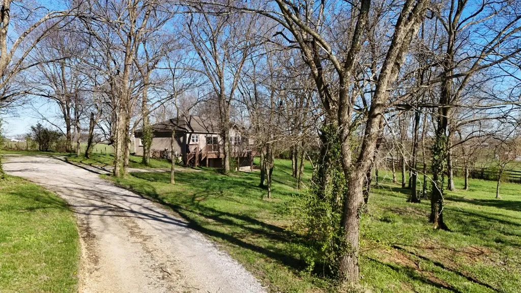 459 Locust Fork Road Stamping Ground KY 40379