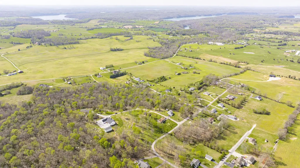 80 Deer Trail Monticello KY 42633