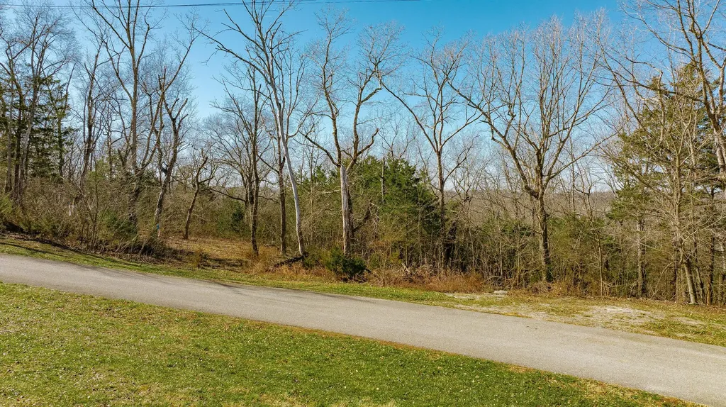 80 Deer Trail Monticello KY 42633