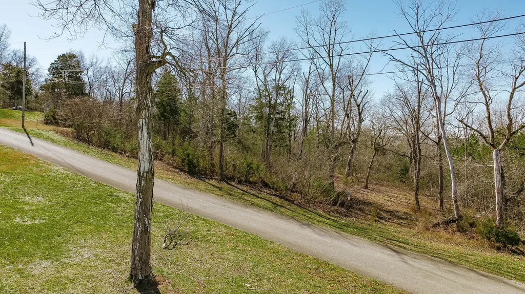 80 Deer Trail Monticello KY 42633