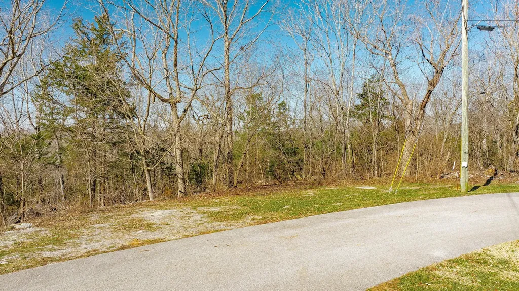 80 Deer Trail Monticello KY 42633