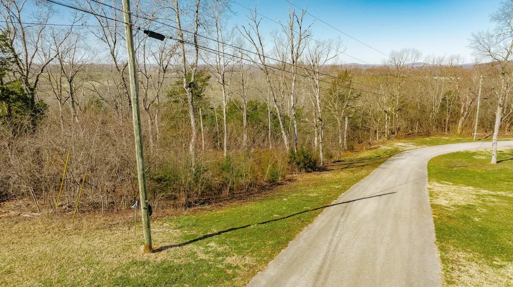 80 Deer Trail Monticello KY 42633