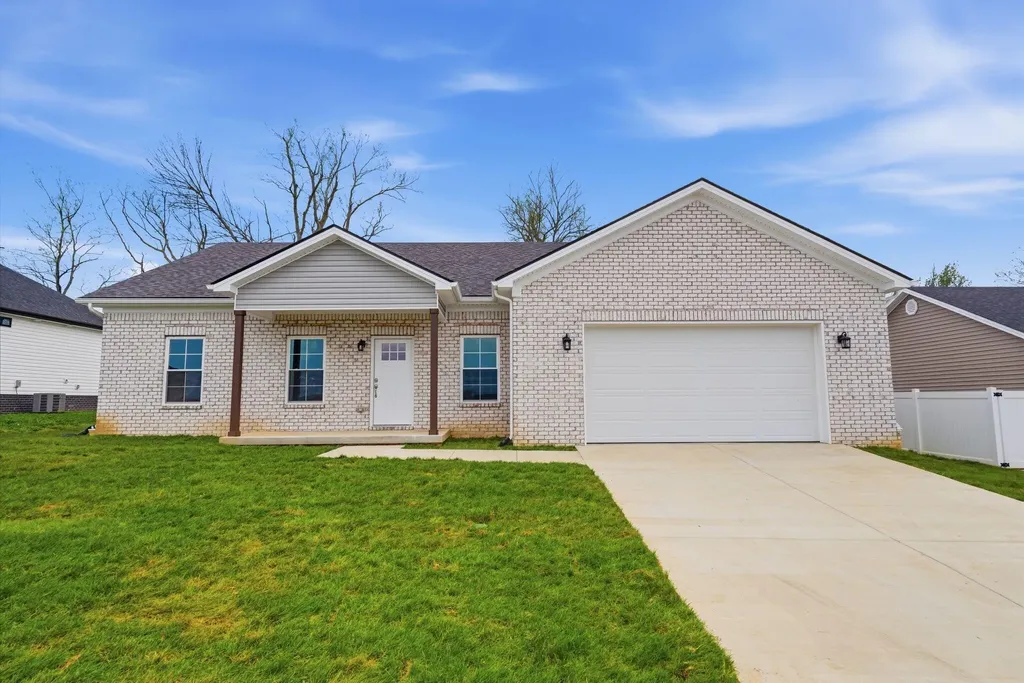 210 Max Cavnes Road Danville KY 40422
