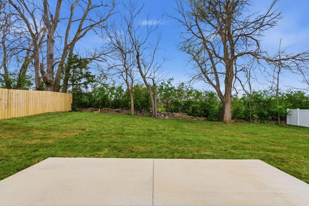 210 Max Cavnes Road Danville KY 40422