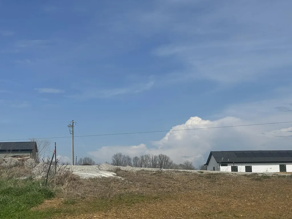133 Jaguar Way London KY 40741