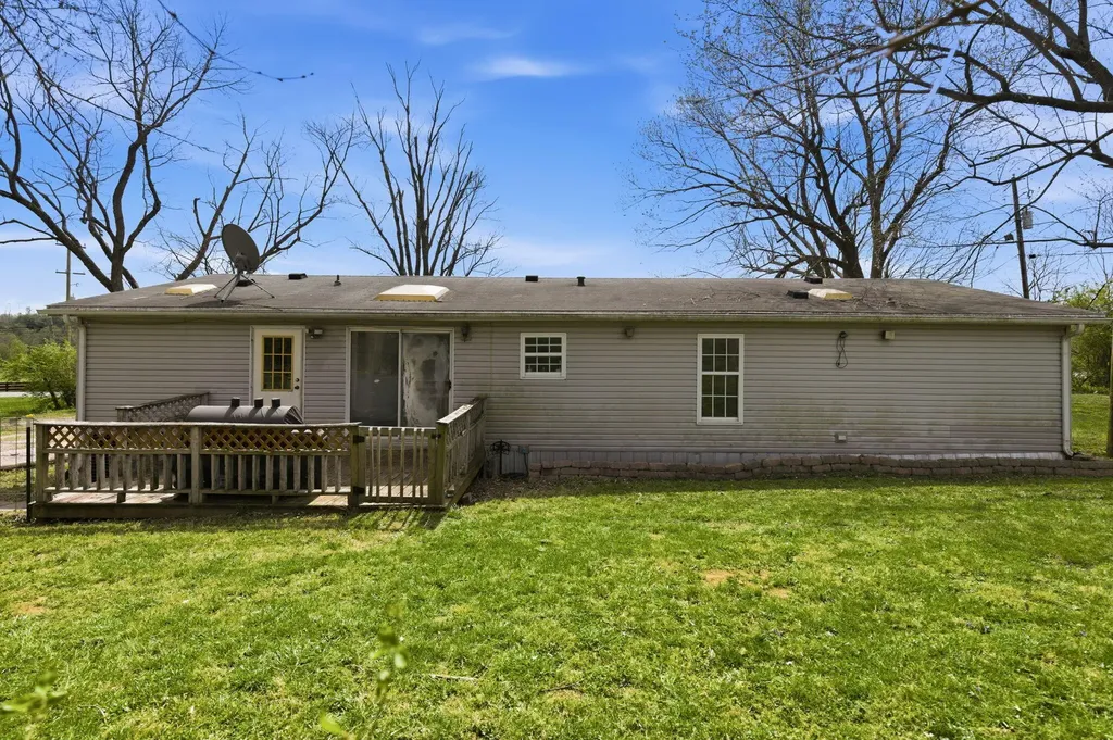 2553 Frankfort Pike Georgetown KY 40324