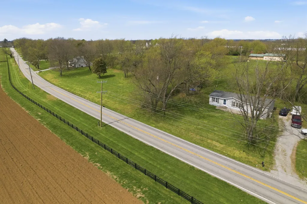2553 Frankfort Pike Georgetown KY 40324