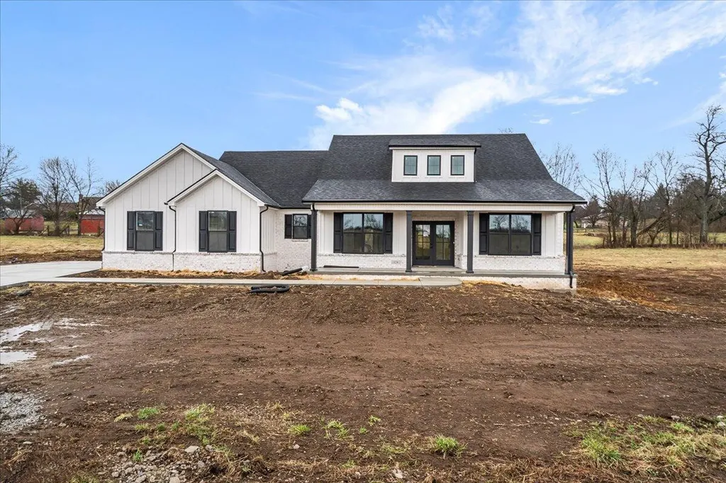 124 Maple Lawn Circle Nicholasville KY 40356
