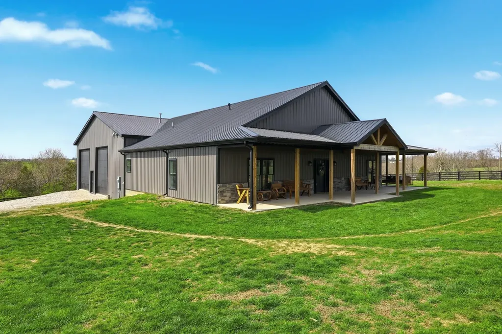 279 Dossett Lane Harrodsburg KY 40330