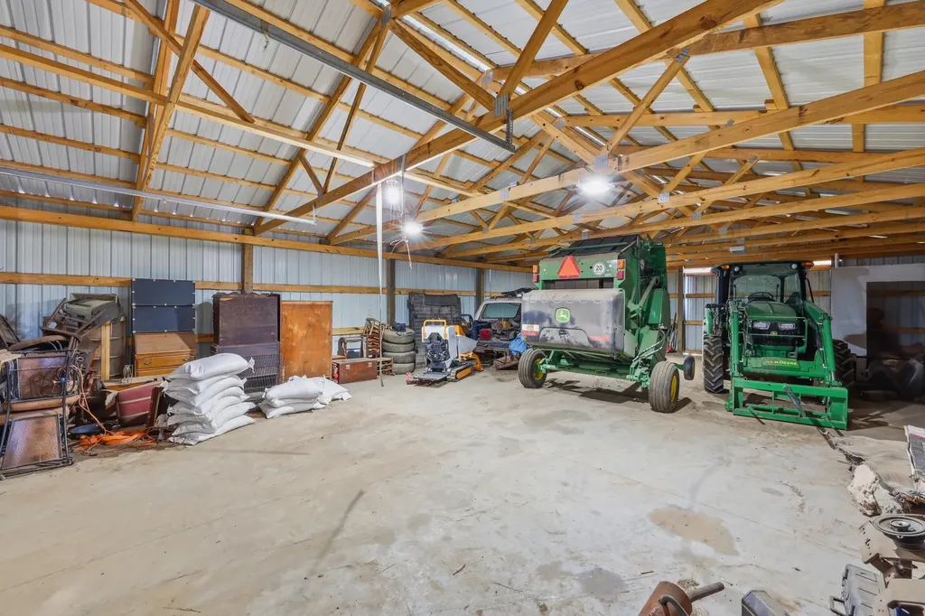 279 Dossett Lane Harrodsburg KY 40330
