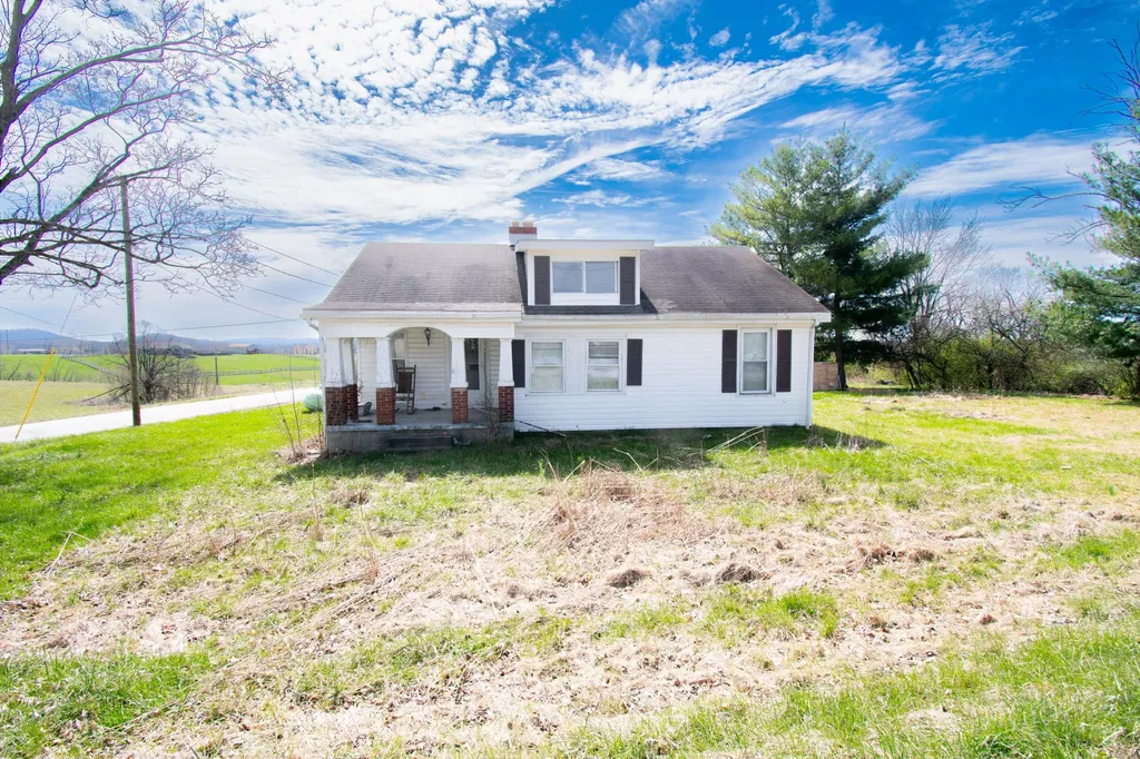 3680 Wallingford Road Flemingsburg KY 41041