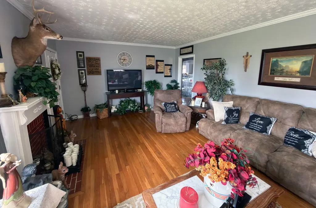 1100 Keene Road Nicholasville KY 40356