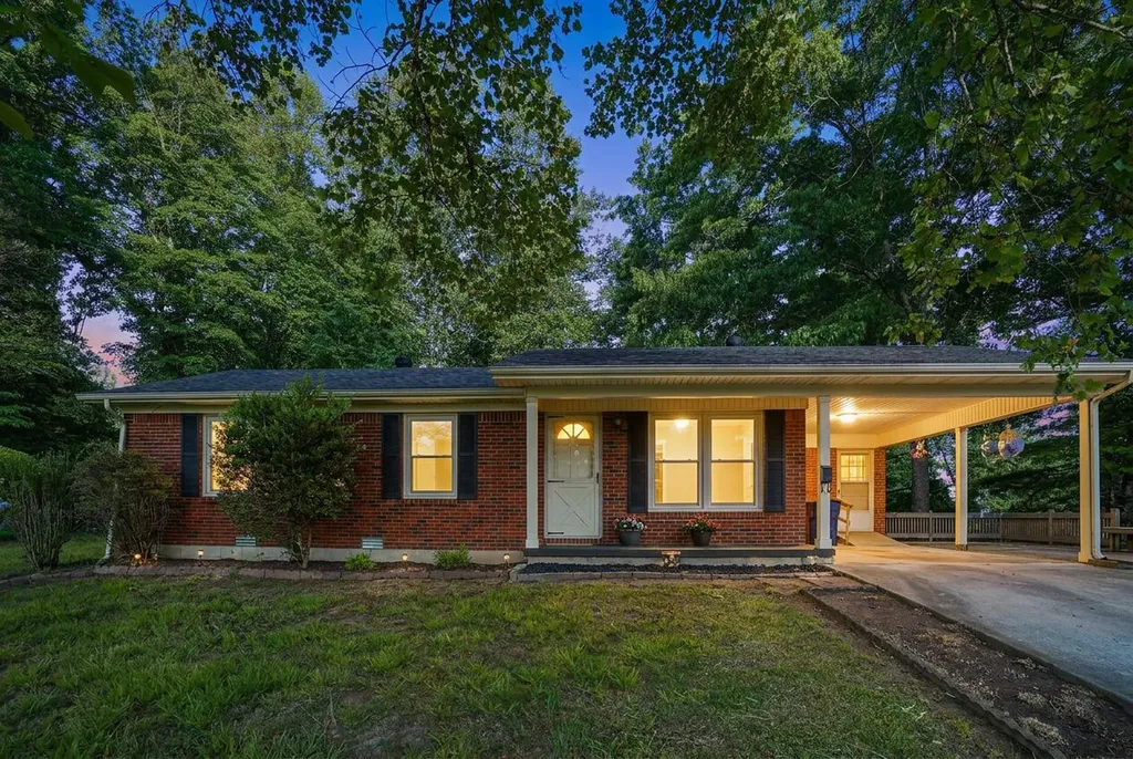 648 Murphy Subdivision Road Stearns KY 42647