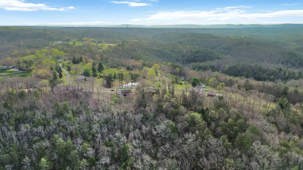 648 Murphy Subdivision Road Stearns KY 42647