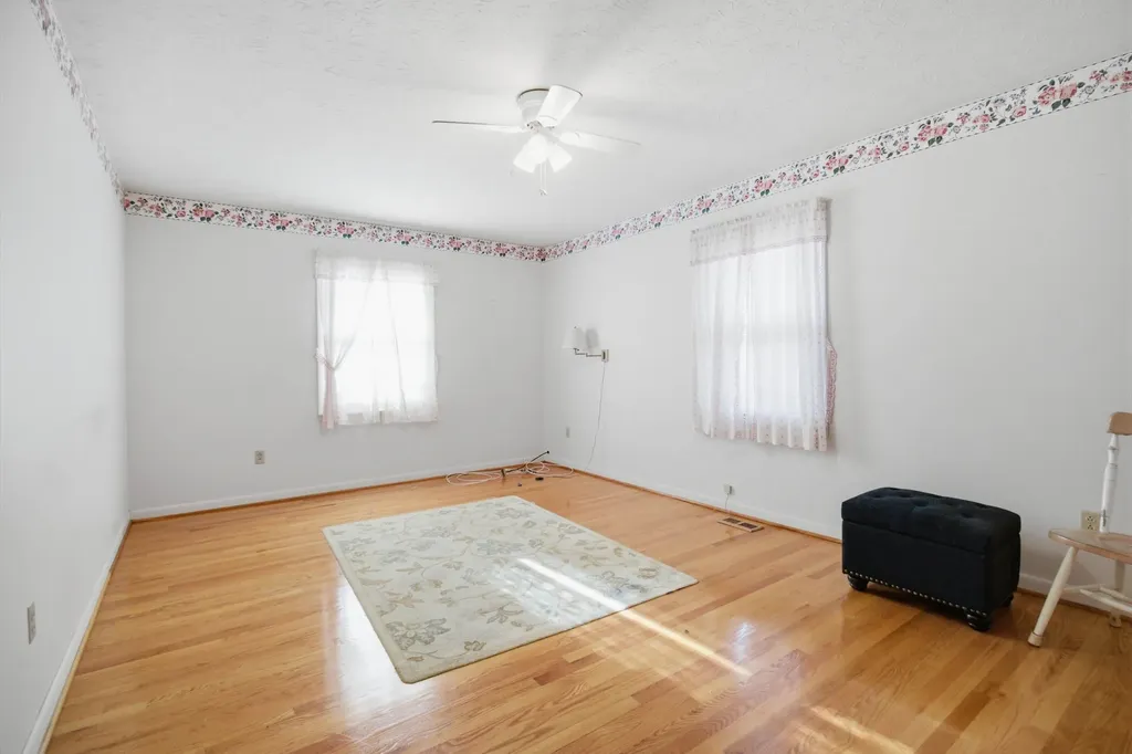 648 Murphy Subdivision Road Stearns KY 42647