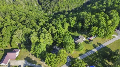 648 Murphy Subdivision Road Stearns KY 42647