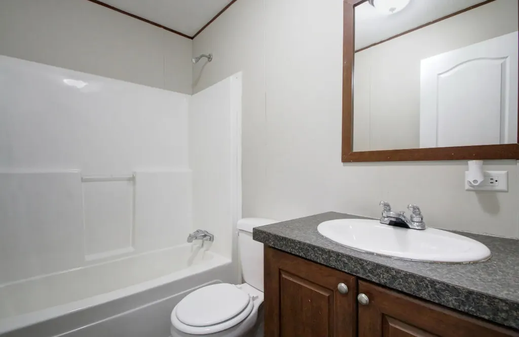 2786 Highway 2027 Campton KY 41301