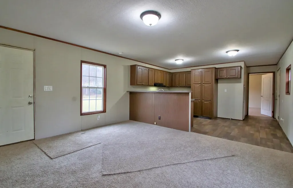 2786 Highway 2027 Campton KY 41301
