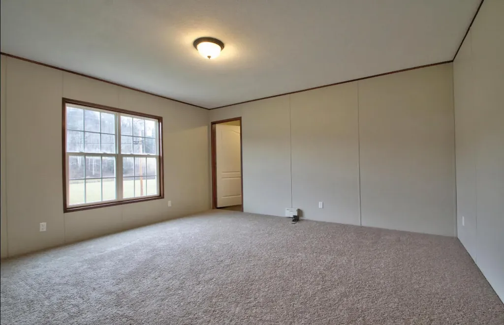 2786 Highway 2027 Campton KY 41301