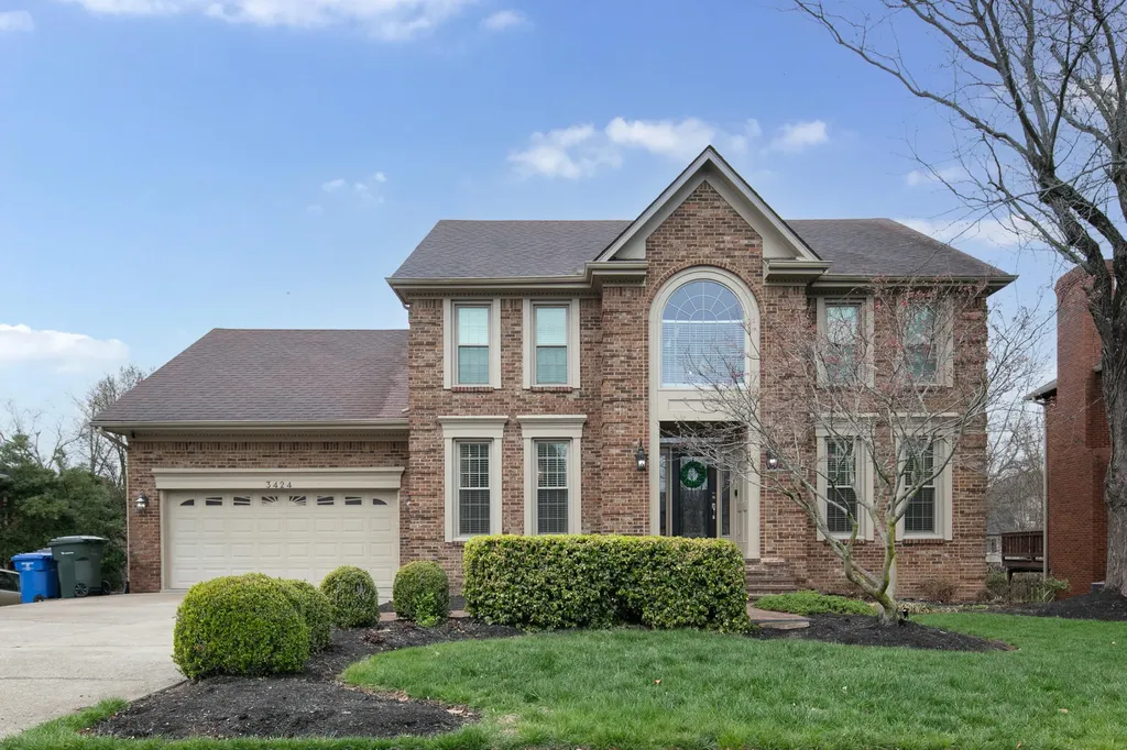 3424 Chestnut Hill Lane Lexington KY 40509