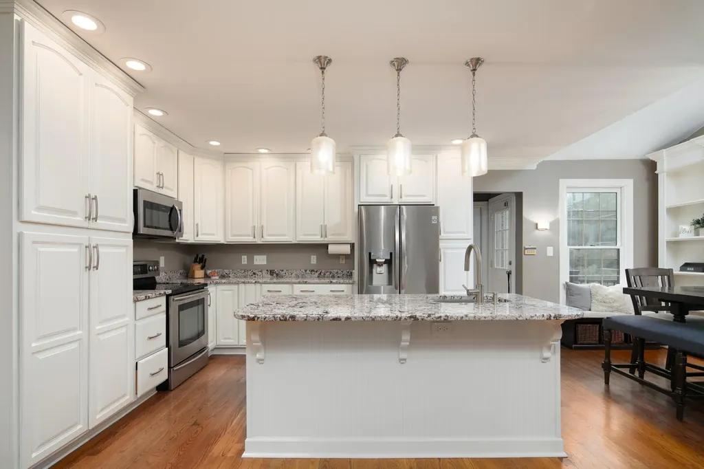 3424 Chestnut Hill Lane Lexington KY 40509