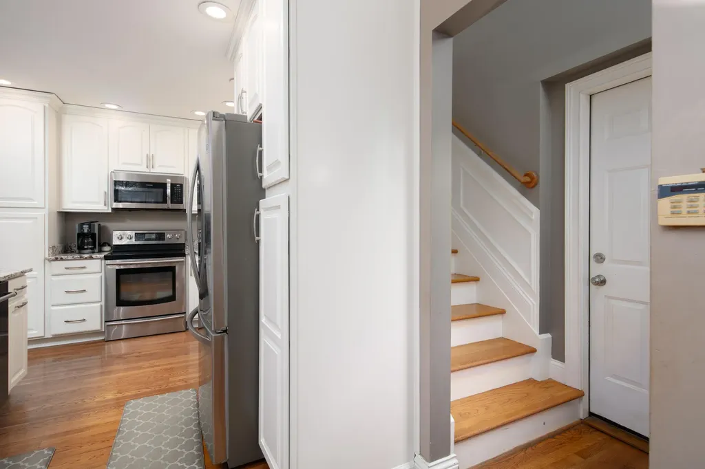 3424 Chestnut Hill Lane Lexington KY 40509
