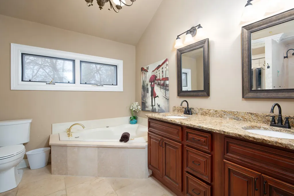 3424 Chestnut Hill Lane Lexington KY 40509