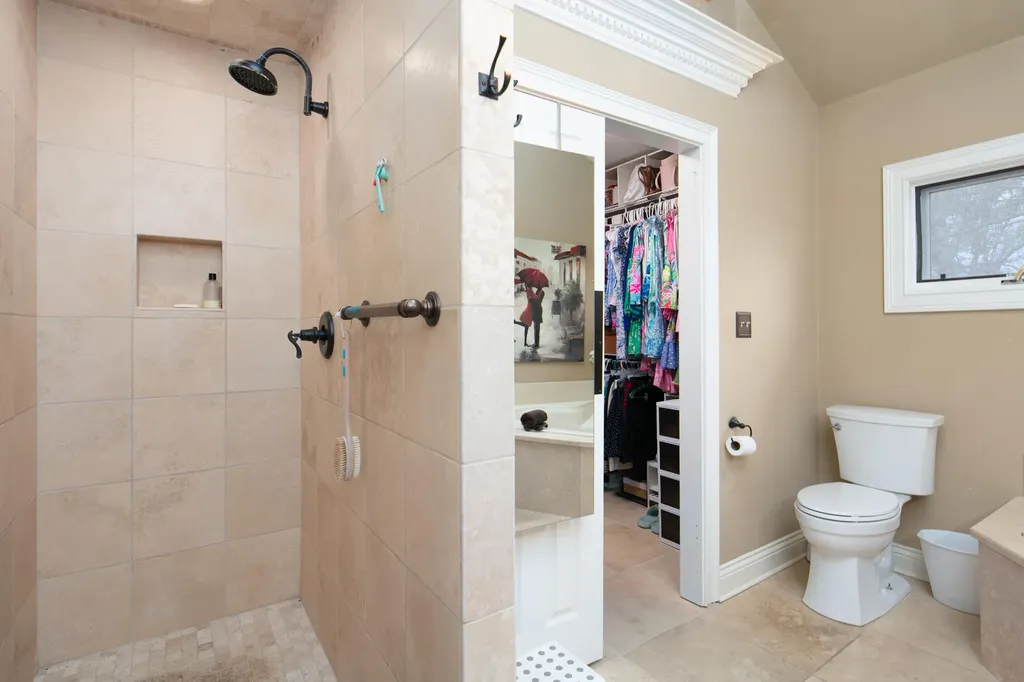 3424 Chestnut Hill Lane Lexington KY 40509