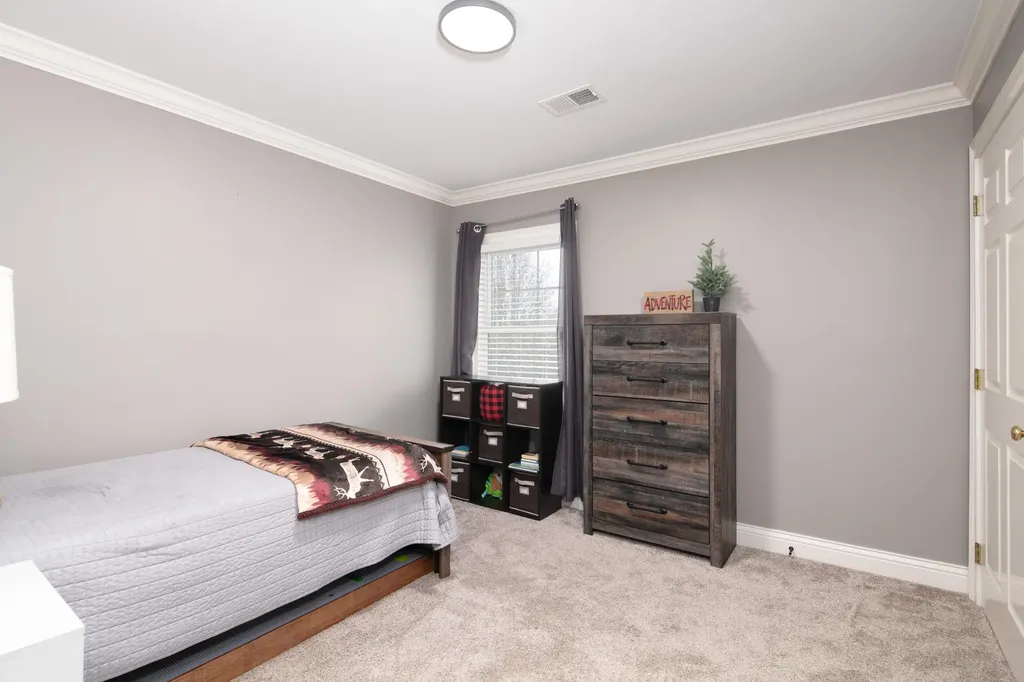 3424 Chestnut Hill Lane Lexington KY 40509