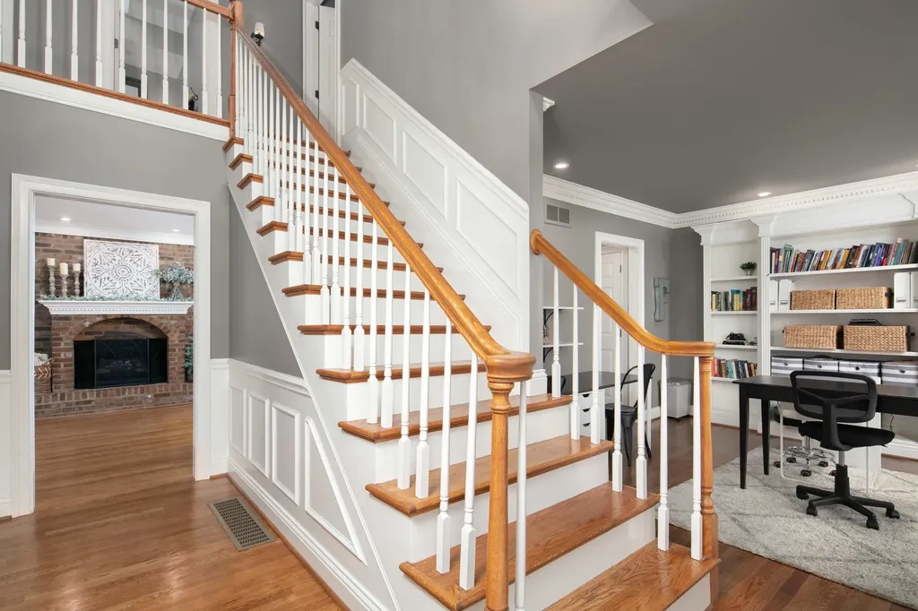 3424 Chestnut Hill Lane Lexington KY 40509