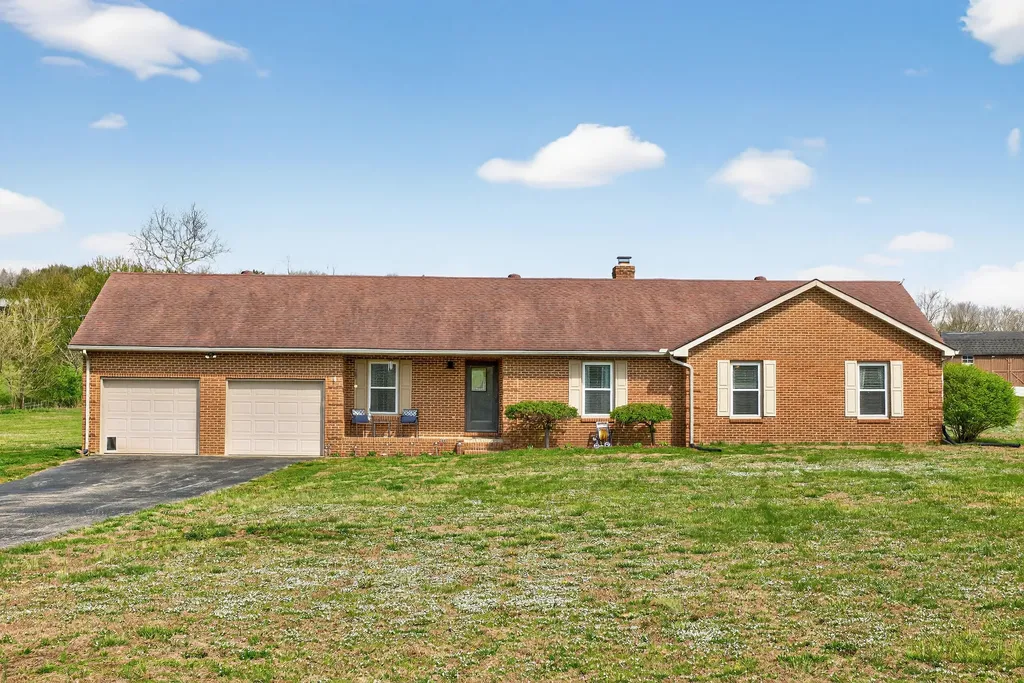 3886 Jackson Ferry Road Winchester KY 40391