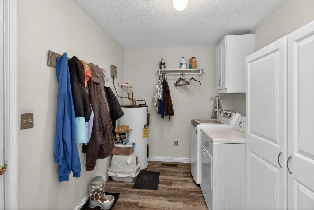 3886 Jackson Ferry Road Winchester KY 40391