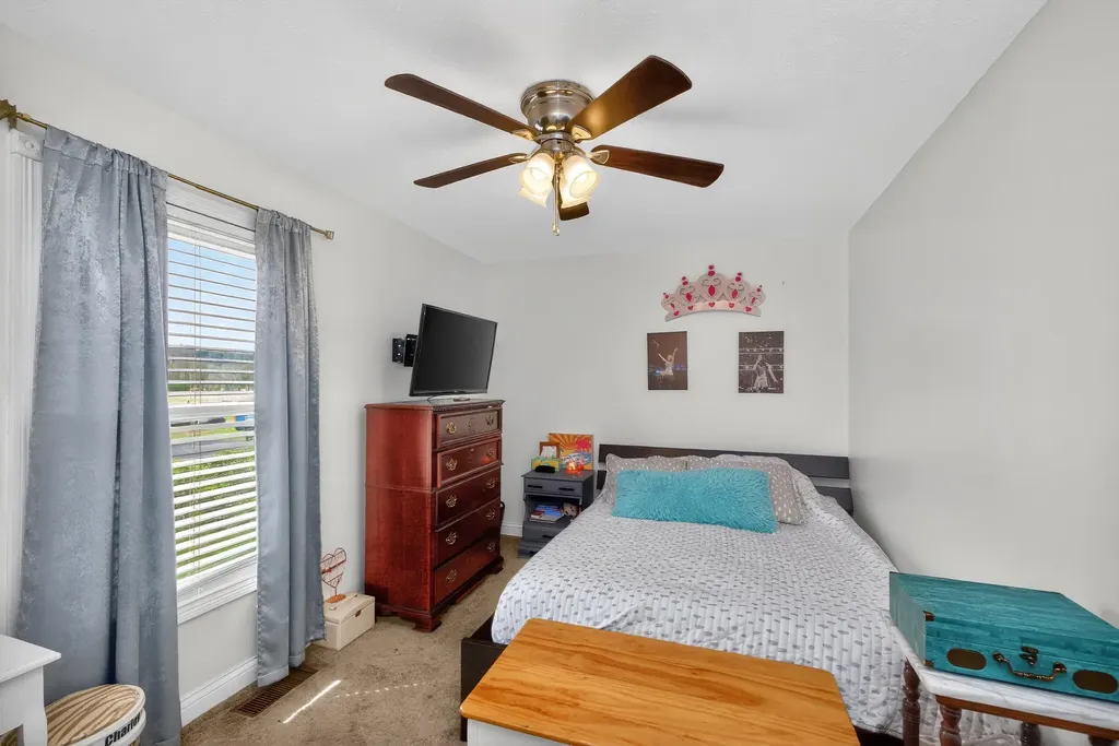 3886 Jackson Ferry Road Winchester KY 40391