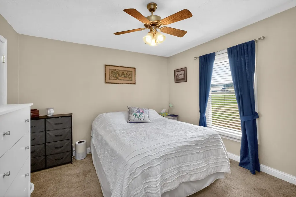 3886 Jackson Ferry Road Winchester KY 40391