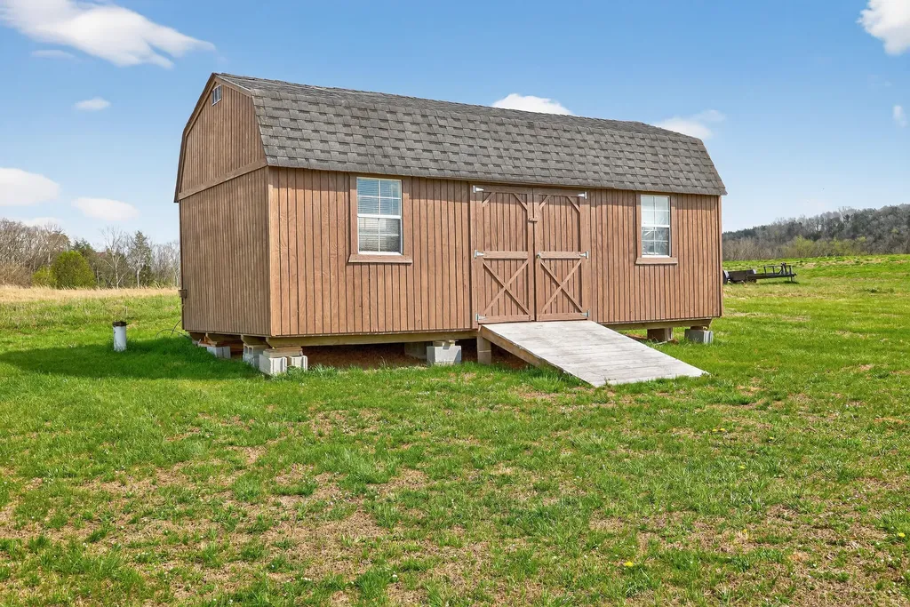 3886 Jackson Ferry Road Winchester KY 40391