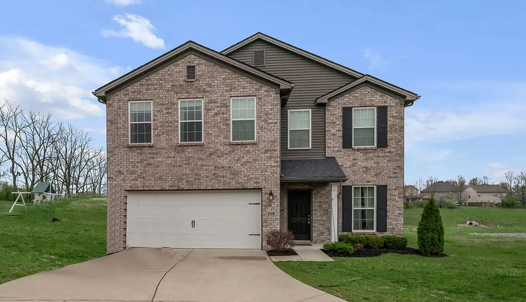 219 Sinclair Court Georgetown KY 40324