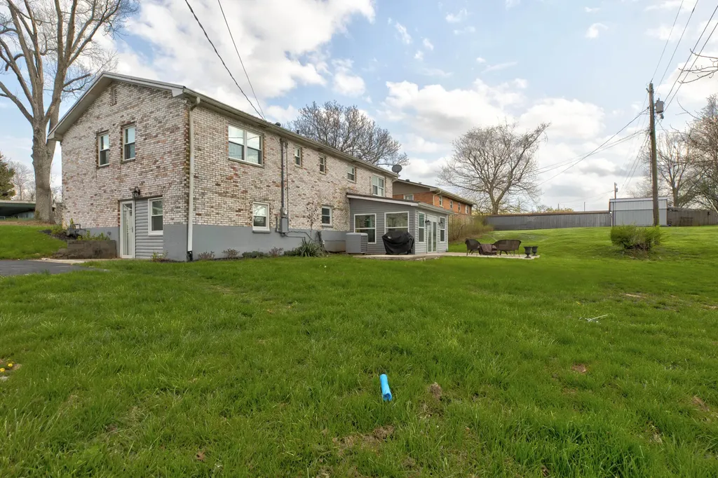 241 Blueberry Lane Mt Sterling KY 40353